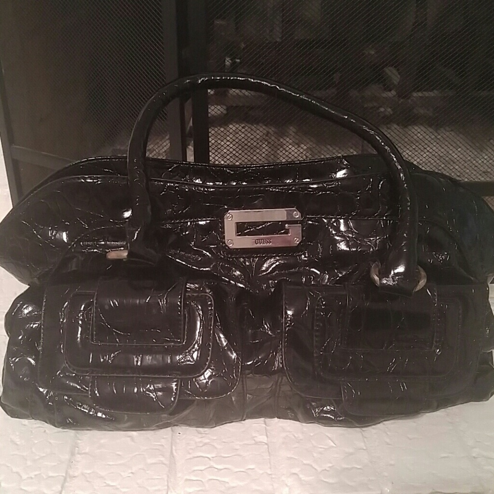 BLACK LARGE GUESS PATENT CROC-EFFECT LEATHER